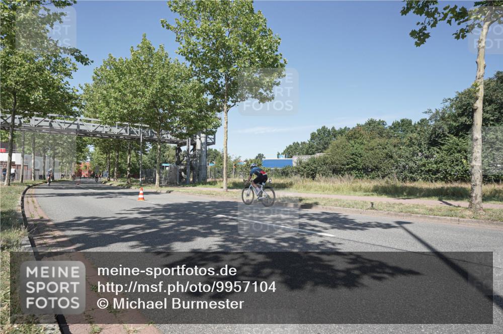 09.08.2026 - GEWOBA Citytriathlon Bremen Michael Burmester http://msf.ph/oto/9957104 09.08.2026 13:00:13 Radfahren 660, 674, 753, 849, 1128 meine-sportfotos.de