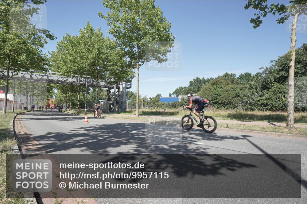 09.08.2026 - GEWOBA Citytriathlon Bremen Michael Burmester http://msf.ph/oto/9957115 09.08.2026 13:00:28 Radfahren 621, 649, 660, 661, 700, 720, 753, 915, 1010, 1123, 1128 meine-sportfotos.de