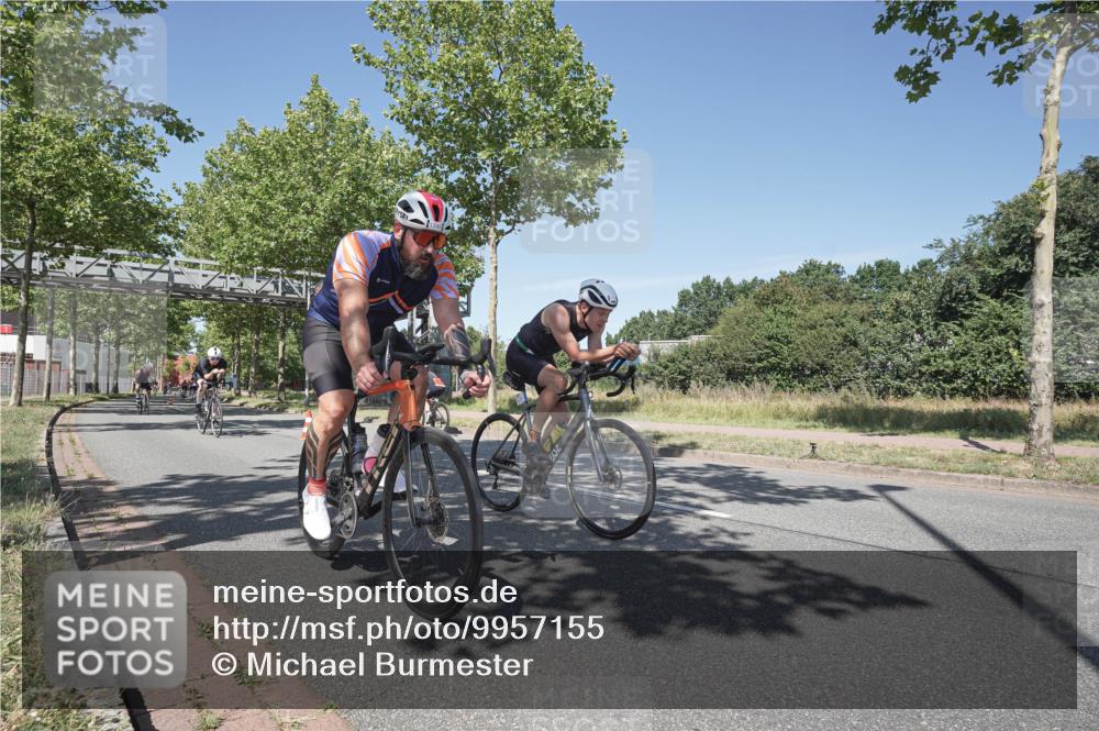 09.08.2026 - GEWOBA Citytriathlon Bremen Michael Burmester http://msf.ph/oto/9957155 09.08.2026 13:01:23 Radfahren 551, 556, 666, 714, 797, 801, 854, 859, 878, 1140 meine-sportfotos.de