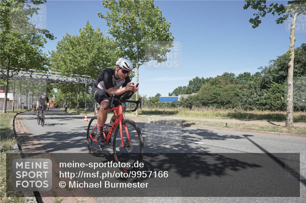 09.08.2026 - GEWOBA Citytriathlon Bremen Michael Burmester http://msf.ph/oto/9957166 09.08.2026 13:01:39 Radfahren 587, 631, 669, 690, 729, 746, 775, 831, 859, 862, 991, 1014, 1120 meine-sportfotos.de