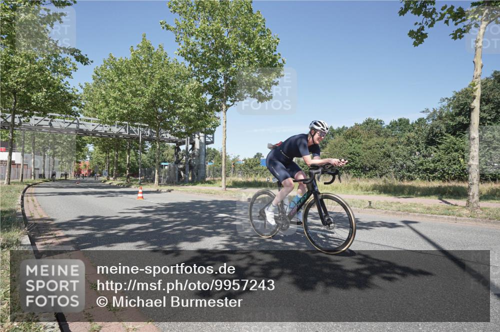 09.08.2026 - GEWOBA Citytriathlon Bremen Michael Burmester http://msf.ph/oto/9957243 09.08.2026 13:03:19 Radfahren 703, 768, 779, 885, 898, 985, 1102 meine-sportfotos.de