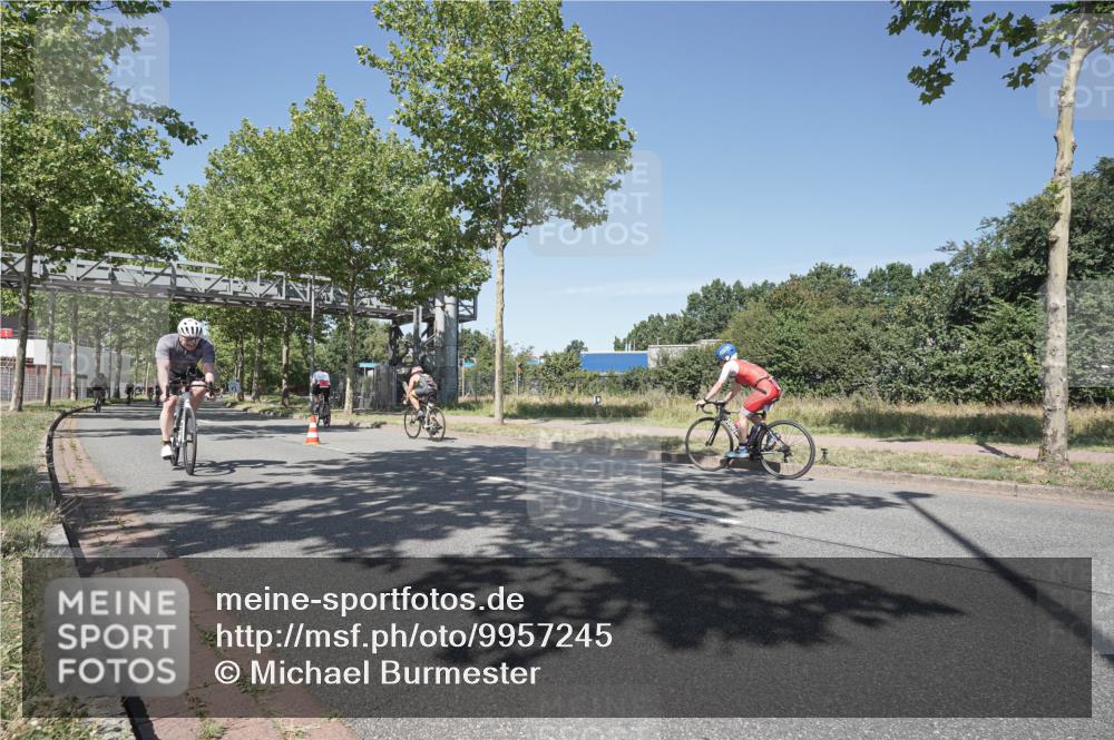 09.08.2026 - GEWOBA Citytriathlon Bremen Michael Burmester http://msf.ph/oto/9957245 09.08.2026 13:03:23 Radfahren 703, 735, 768, 779, 885, 945, 985, 1102 meine-sportfotos.de