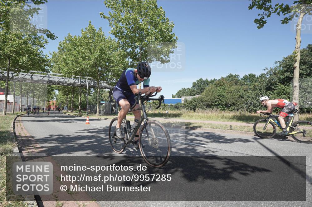 09.08.2026 - GEWOBA Citytriathlon Bremen Michael Burmester http://msf.ph/oto/9957285 09.08.2026 13:04:22 Radfahren 112, 630, 853, 881, 883, 936, 941, 955, 997, 1001, 1002 meine-sportfotos.de