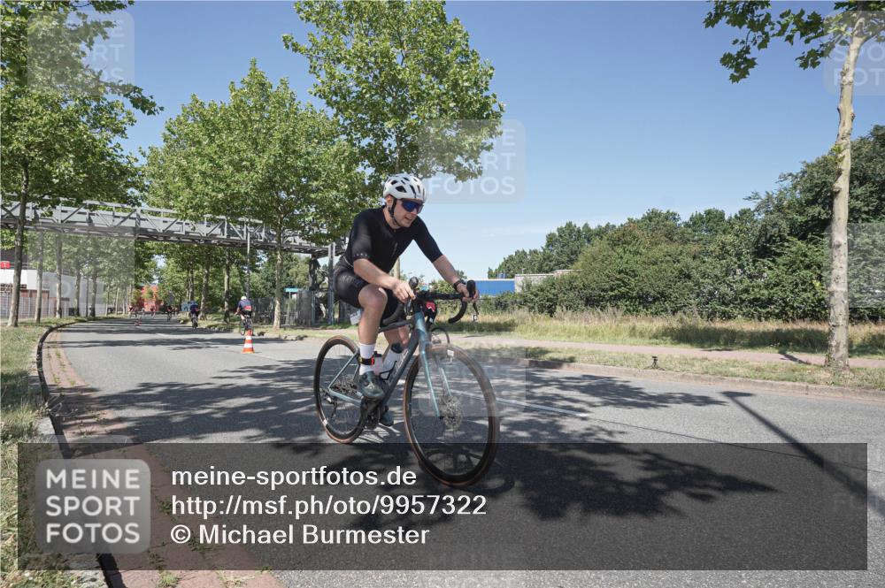 09.08.2026 - GEWOBA Citytriathlon Bremen Michael Burmester http://msf.ph/oto/9957322 09.08.2026 13:05:36 Radfahren 613, 642, 958 meine-sportfotos.de