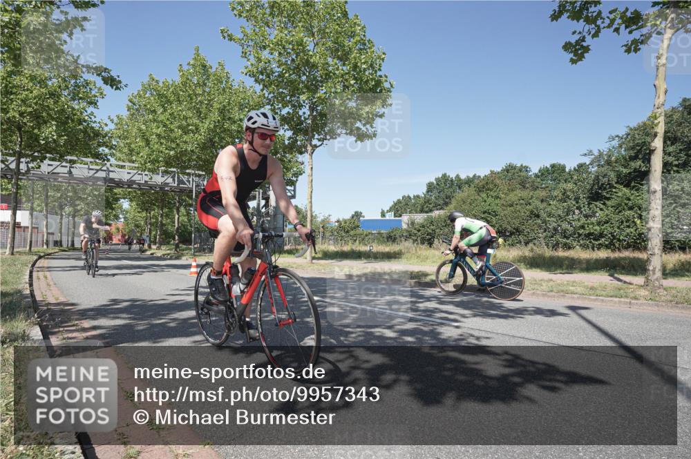 09.08.2026 - GEWOBA Citytriathlon Bremen Michael Burmester http://msf.ph/oto/9957343 09.08.2026 13:06:12 Radfahren 540, 547, 619, 765, 969 meine-sportfotos.de