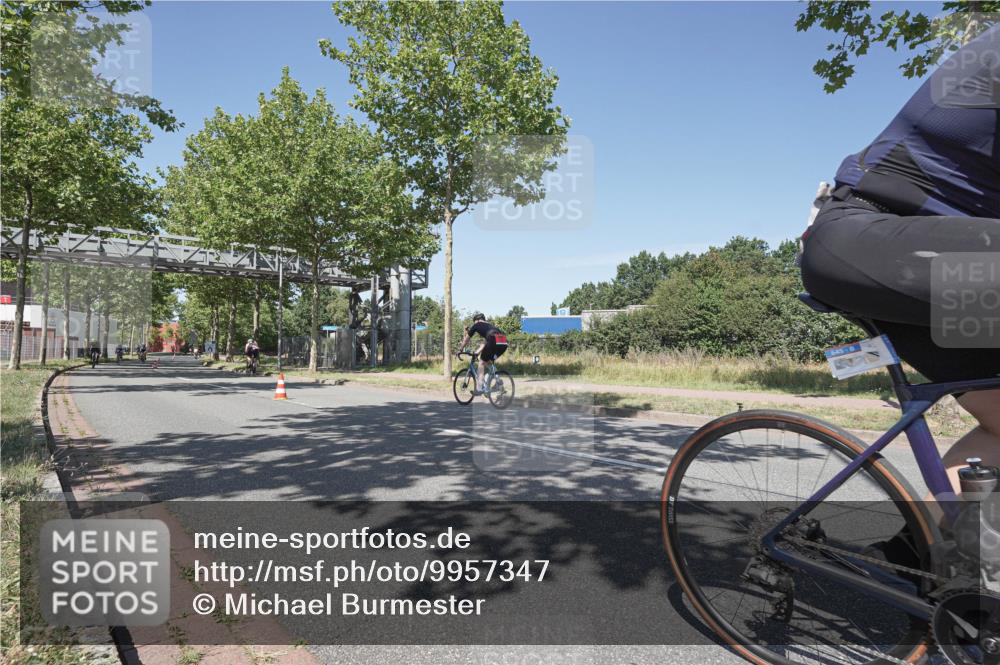 09.08.2026 - GEWOBA Citytriathlon Bremen Michael Burmester http://msf.ph/oto/9957347 09.08.2026 13:06:20 Radfahren 540, 547, 619, 645, 647, 677, 683, 685, 765, 927 meine-sportfotos.de