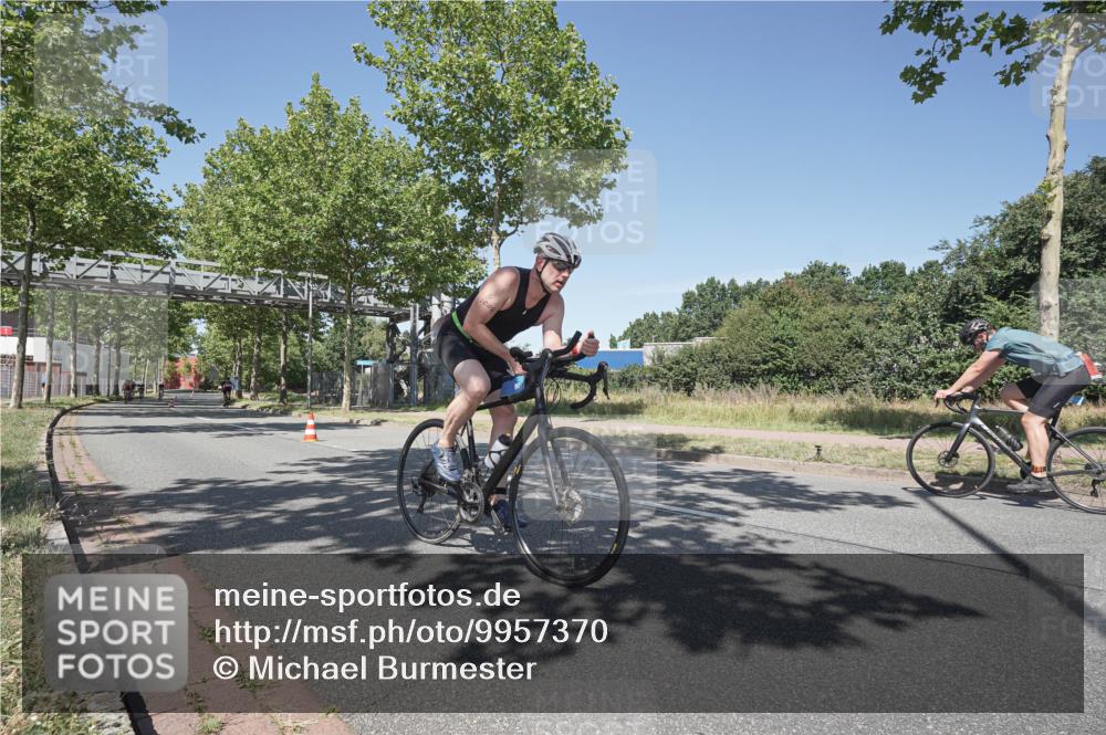 09.08.2026 - GEWOBA Citytriathlon Bremen Michael Burmester http://msf.ph/oto/9957370 09.08.2026 13:07:04 Radfahren 592, 680, 719, 784, 924, 983, 1008, 1155 meine-sportfotos.de