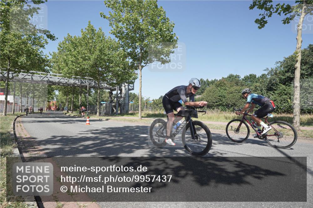 09.08.2026 - GEWOBA Citytriathlon Bremen Michael Burmester http://msf.ph/oto/9957437 09.08.2026 13:09:21 Radfahren 724, 795, 826, 1103, 1114, 1143 meine-sportfotos.de