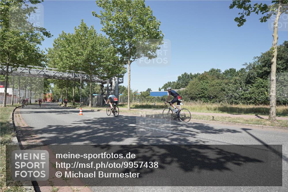 09.08.2026 - GEWOBA Citytriathlon Bremen Michael Burmester http://msf.ph/oto/9957438 09.08.2026 13:09:22 Radfahren 724, 795, 826, 1103, 1114, 1143 meine-sportfotos.de