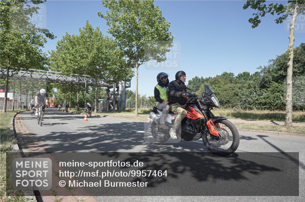 09.08.2026 - GEWOBA Citytriathlon Bremen Michael Burmester http://msf.ph/oto/9957464 09.08.2026 13:10:07 Radfahren 545, 739, 778, 799, 807, 880, 1130 meine-sportfotos.de