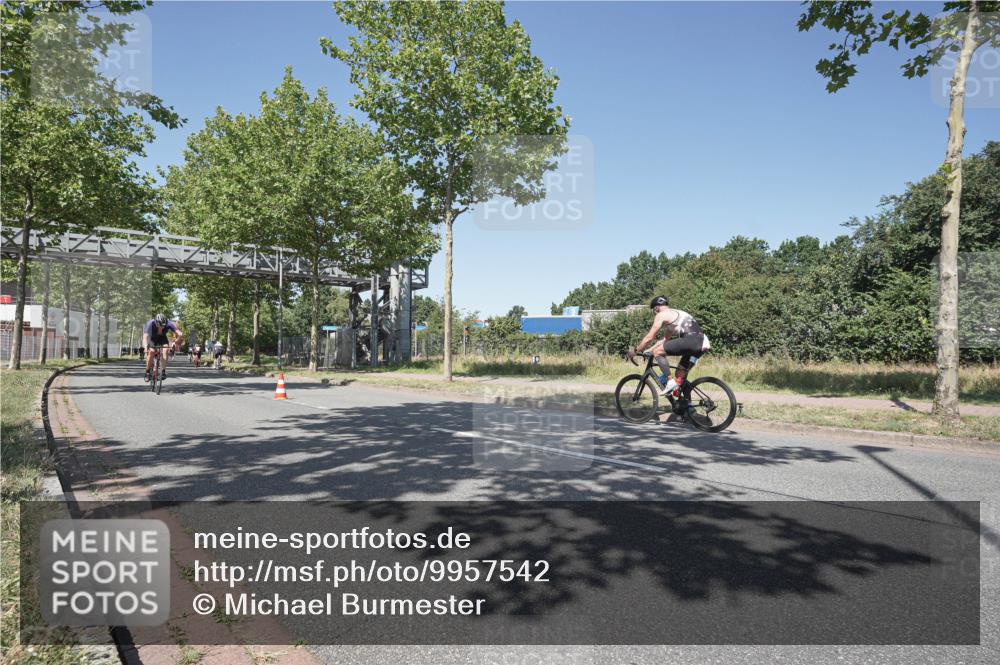 09.08.2026 - GEWOBA Citytriathlon Bremen Michael Burmester http://msf.ph/oto/9957542 09.08.2026 13:12:08 Radfahren 781, 783, 812, 848 meine-sportfotos.de
