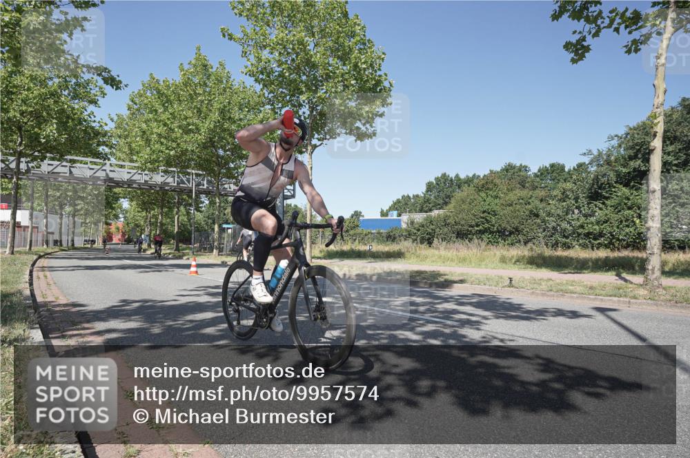 09.08.2026 - GEWOBA Citytriathlon Bremen Michael Burmester http://msf.ph/oto/9957574 09.08.2026 13:12:57 Radfahren 804, 939, 960, 1006, 1118, 1138, 1142 meine-sportfotos.de