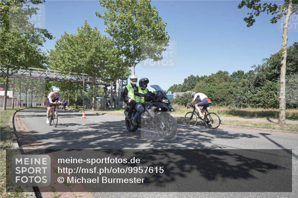 09.08.2026 - GEWOBA Citytriathlon Bremen Michael Burmester http://msf.ph/oto/9957615 09.08.2026 13:14:46 Radfahren 574, 872, 896 meine-sportfotos.de
