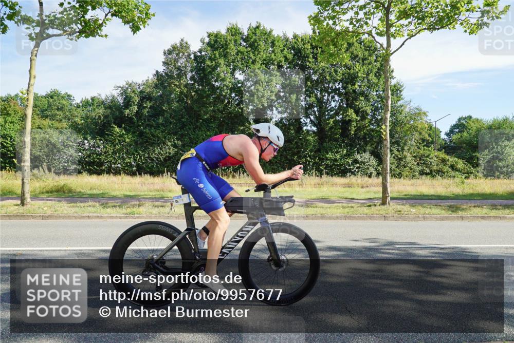 09.08.2026 - GEWOBA Citytriathlon Bremen Michael Burmester http://msf.ph/oto/9957677 09.08.2026 10:18:34 Radfahren 280, 302, 306 meine-sportfotos.de