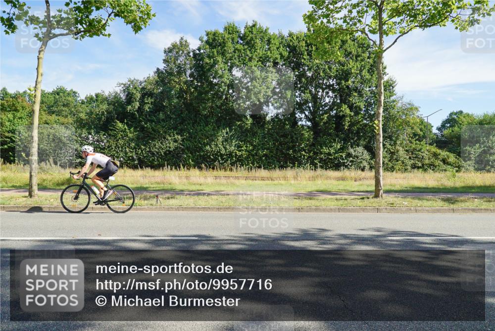 09.08.2026 - GEWOBA Citytriathlon Bremen Michael Burmester http://msf.ph/oto/9957716 09.08.2026 10:24:44 Radfahren 291, 314 meine-sportfotos.de