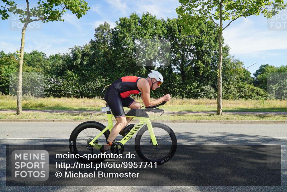 09.08.2026 - GEWOBA Citytriathlon Bremen Michael Burmester http://msf.ph/oto/9957741 09.08.2026 10:25:58 Radfahren 322, 372, 389, 416 meine-sportfotos.de