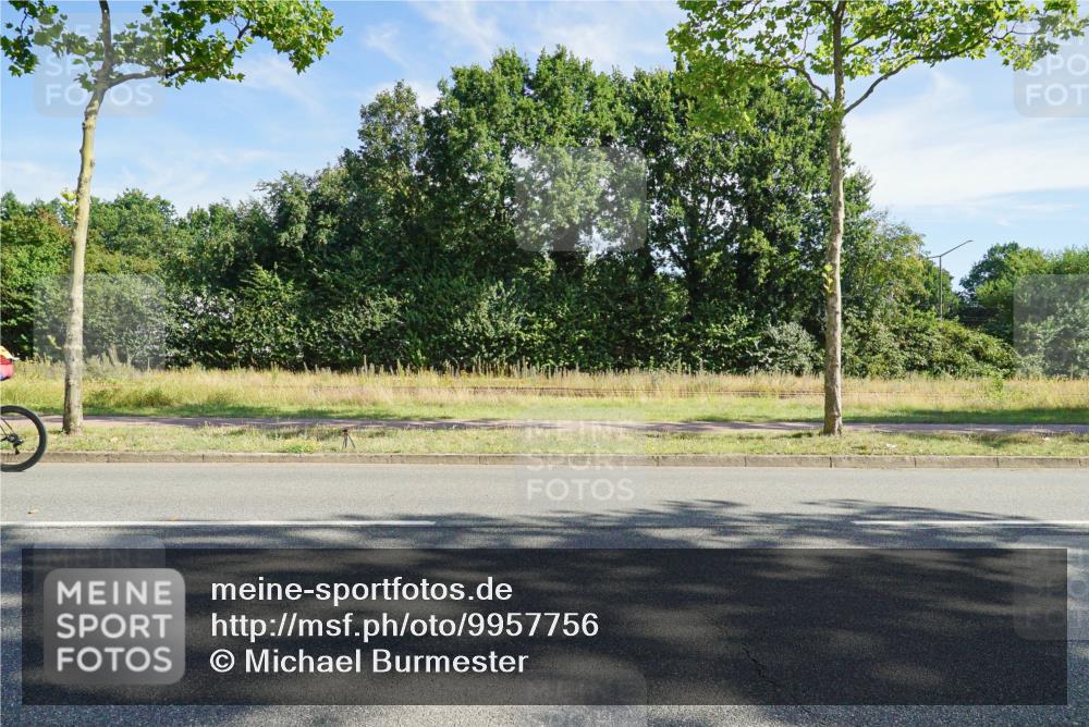 09.08.2026 - GEWOBA Citytriathlon Bremen Michael Burmester http://msf.ph/oto/9957756 09.08.2026 10:26:28 Radfahren 293, 318, 378, 383, 398, 402 meine-sportfotos.de