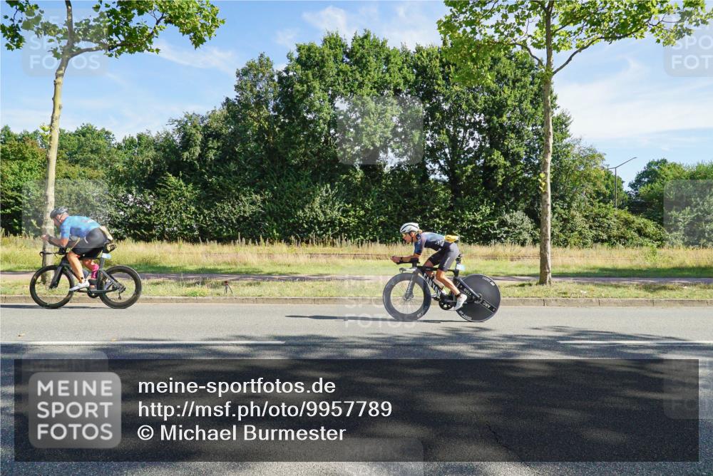 09.08.2026 - GEWOBA Citytriathlon Bremen Michael Burmester http://msf.ph/oto/9957789 09.08.2026 10:28:11 Radfahren 395 meine-sportfotos.de