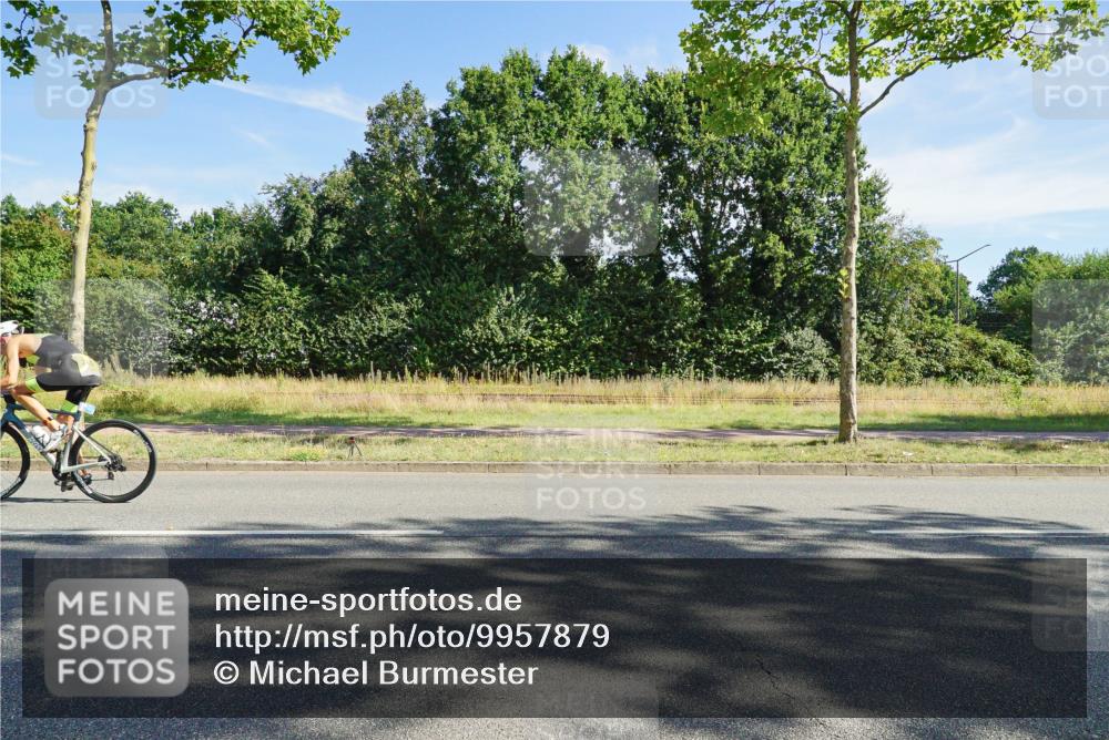 09.08.2026 - GEWOBA Citytriathlon Bremen Michael Burmester http://msf.ph/oto/9957879 09.08.2026 10:30:48 Radfahren 299, 317, 320, 334, 470 meine-sportfotos.de