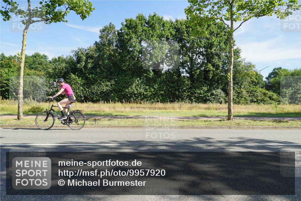 09.08.2026 - GEWOBA Citytriathlon Bremen Michael Burmester http://msf.ph/oto/9957920 09.08.2026 10:31:55 Radfahren 25, 337, 344, 443, 481, 482, 489 meine-sportfotos.de