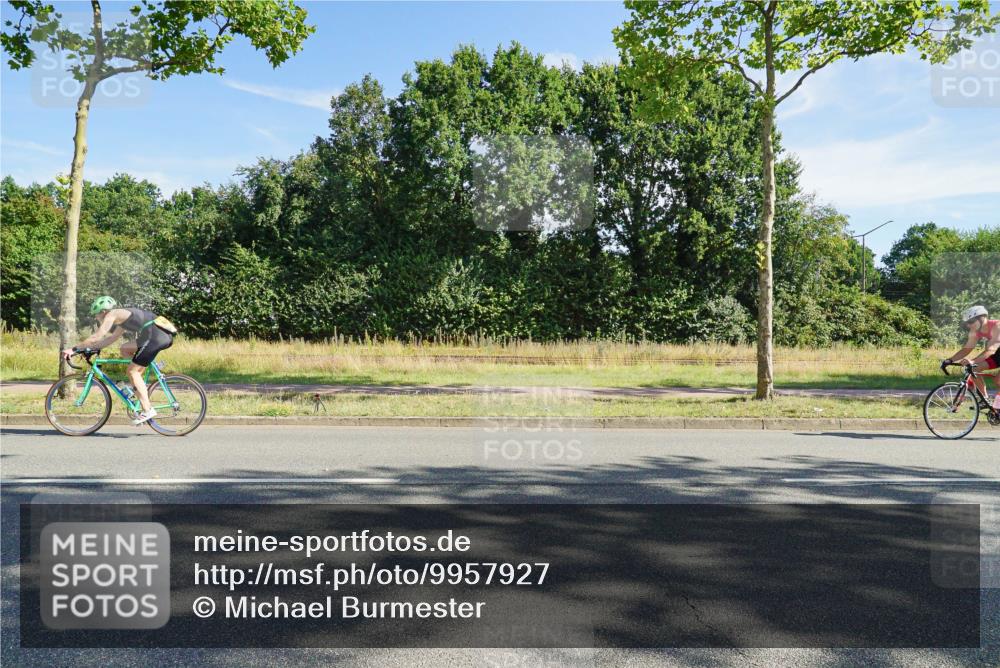 09.08.2026 - GEWOBA Citytriathlon Bremen Michael Burmester http://msf.ph/oto/9957927 09.08.2026 10:32:06 Radfahren 481, 482, 500 meine-sportfotos.de