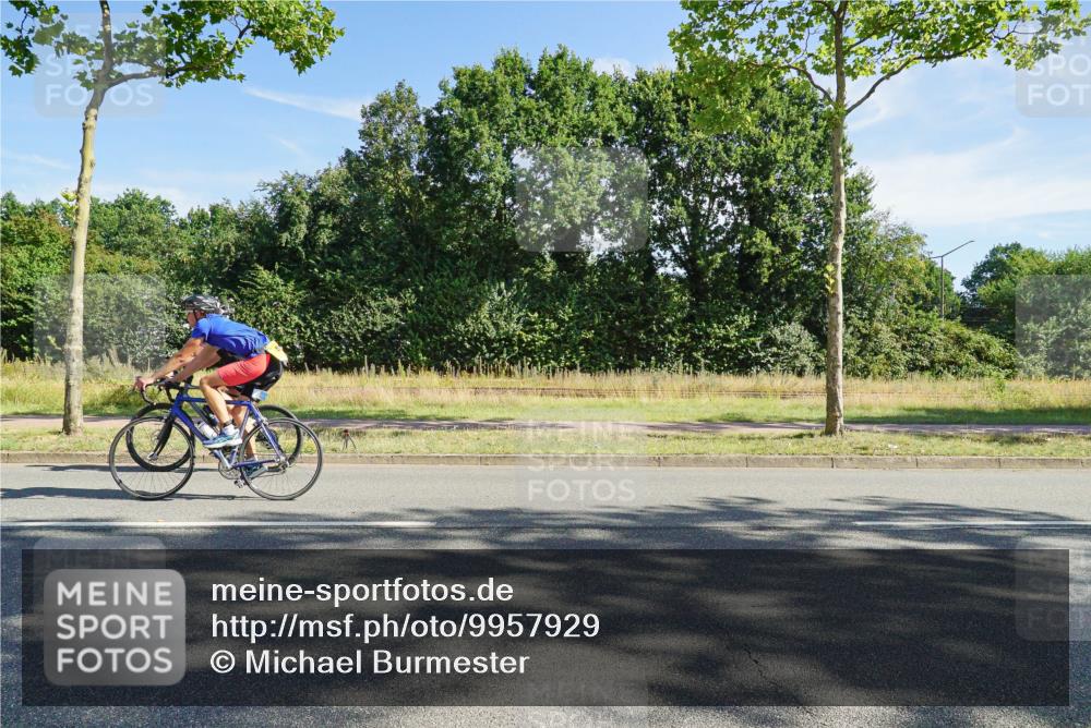 09.08.2026 - GEWOBA Citytriathlon Bremen Michael Burmester http://msf.ph/oto/9957929 09.08.2026 10:32:08 Radfahren 456, 481, 482, 500 meine-sportfotos.de