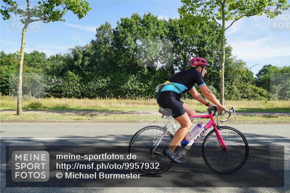 09.08.2026 - GEWOBA Citytriathlon Bremen Michael Burmester http://msf.ph/oto/9957932 09.08.2026 10:32:11 Radfahren 239, 456, 481, 500 meine-sportfotos.de