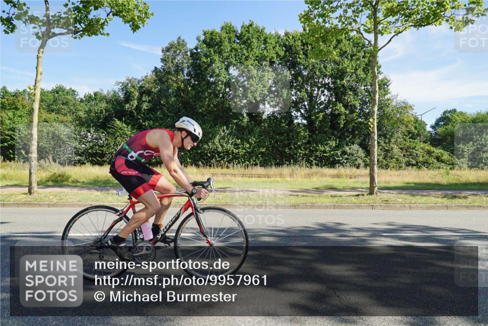 09.08.2026 - GEWOBA Citytriathlon Bremen Michael Burmester http://msf.ph/oto/9957961 09.08.2026 10:32:53 Radfahren 7, 173, 303, 305, 330, 353, 370, 374, 419, 452, 503, 508, 526 meine-sportfotos.de