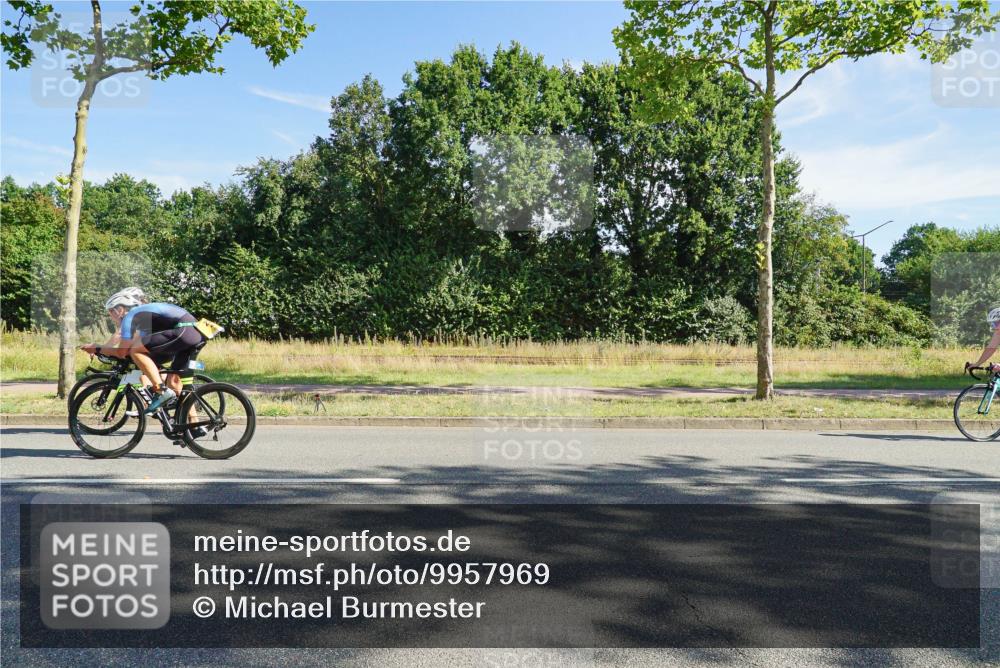 09.08.2026 - GEWOBA Citytriathlon Bremen Michael Burmester http://msf.ph/oto/9957969 09.08.2026 10:33:01 Radfahren 1, 83, 103, 173, 305, 353, 370, 413, 419, 453, 457, 486, 493, 503, 508, 526 meine-sportfotos.de