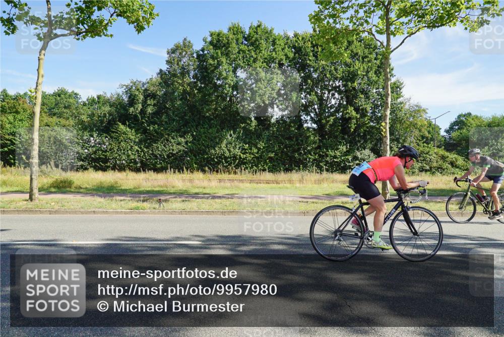 09.08.2026 - GEWOBA Citytriathlon Bremen Michael Burmester http://msf.ph/oto/9957980 09.08.2026 10:33:10 Radfahren 1, 63, 83, 103, 173, 302, 353, 413, 419, 453, 457, 483, 486, 493 meine-sportfotos.de