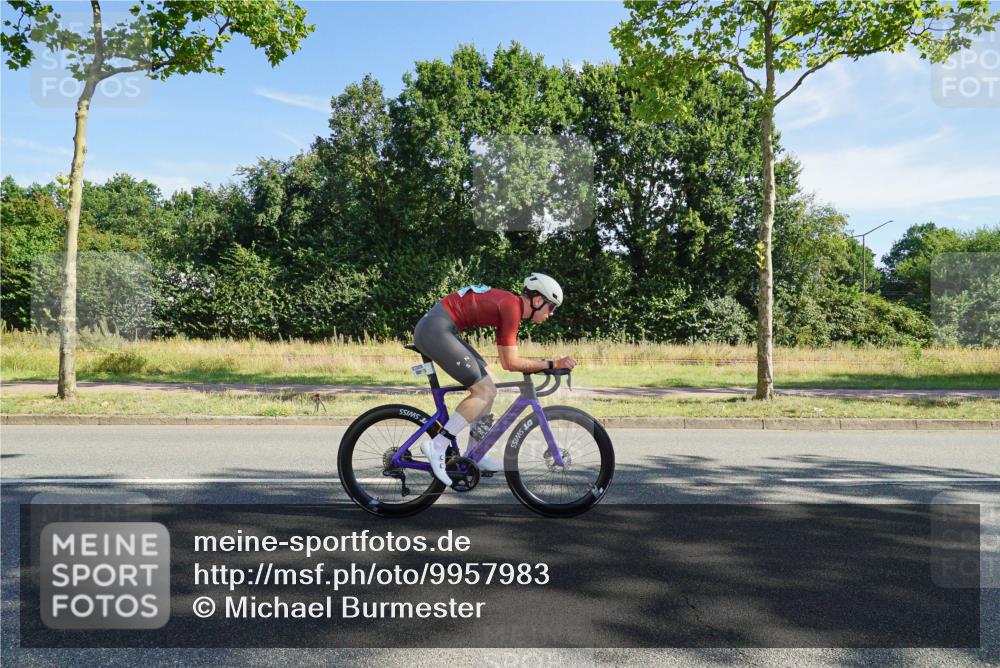09.08.2026 - GEWOBA Citytriathlon Bremen Michael Burmester http://msf.ph/oto/9957983 09.08.2026 10:33:17 Radfahren 63, 83, 103, 177, 302, 410, 413, 453, 483, 484 meine-sportfotos.de