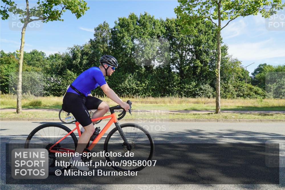 09.08.2026 - GEWOBA Citytriathlon Bremen Michael Burmester http://msf.ph/oto/9958007 09.08.2026 10:34:08 Radfahren 292, 306, 448, 477, 490, 495, 522, 531 meine-sportfotos.de