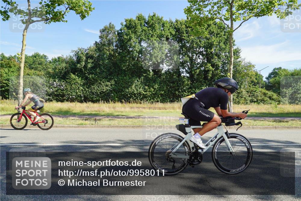 09.08.2026 - GEWOBA Citytriathlon Bremen Michael Burmester http://msf.ph/oto/9958011 09.08.2026 10:34:14 Radfahren 292, 306, 477, 495 meine-sportfotos.de