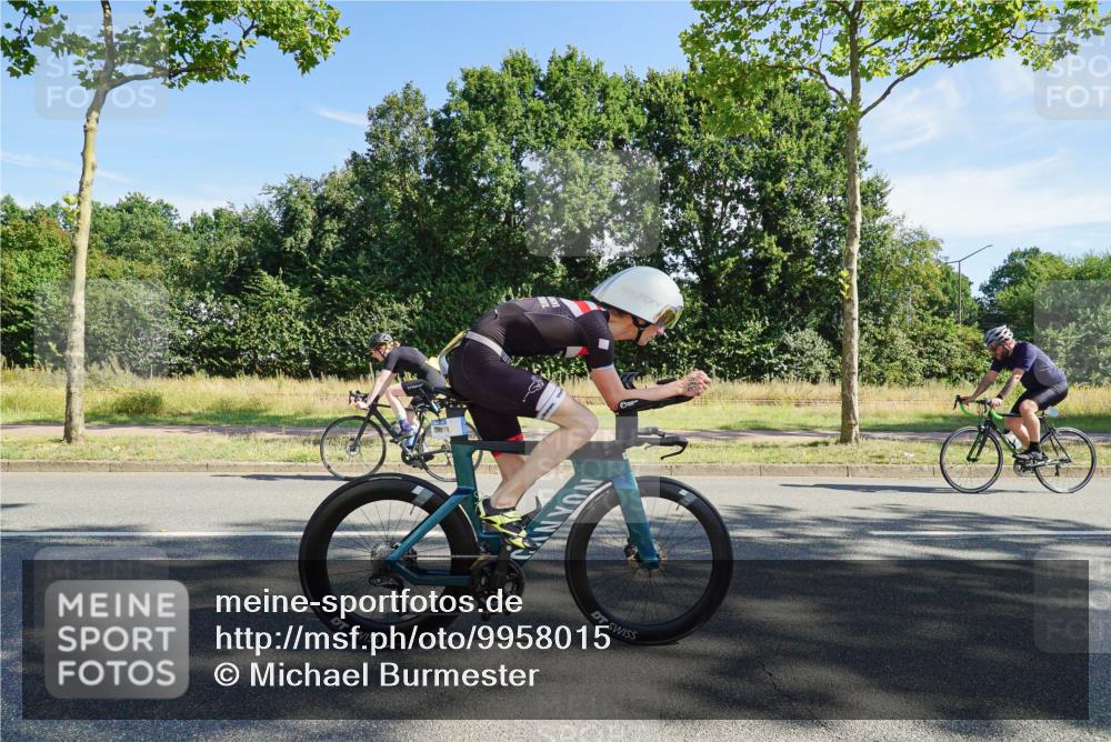 09.08.2026 - GEWOBA Citytriathlon Bremen Michael Burmester http://msf.ph/oto/9958015 09.08.2026 10:34:23 Radfahren 386, 477, 495 meine-sportfotos.de