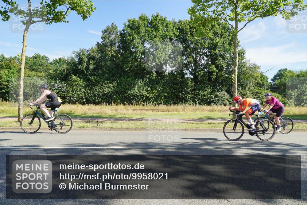 09.08.2026 - GEWOBA Citytriathlon Bremen Michael Burmester http://msf.ph/oto/9958021 09.08.2026 10:34:30 Radfahren 47, 386 meine-sportfotos.de
