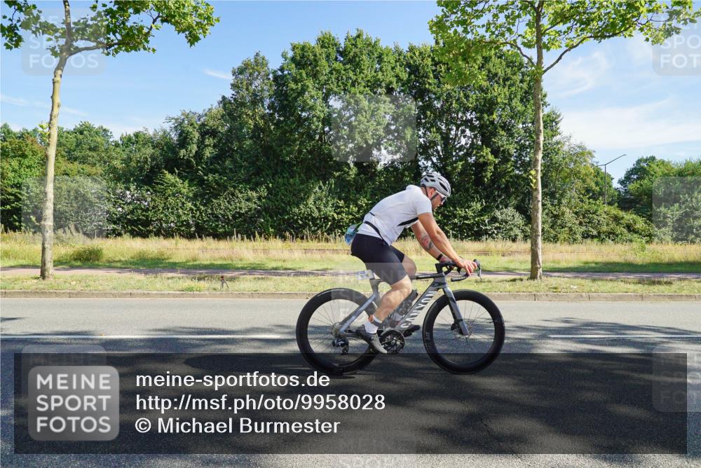 09.08.2026 - GEWOBA Citytriathlon Bremen Michael Burmester http://msf.ph/oto/9958028 09.08.2026 10:34:38 Radfahren 47, 99, 193, 367, 386, 521 meine-sportfotos.de