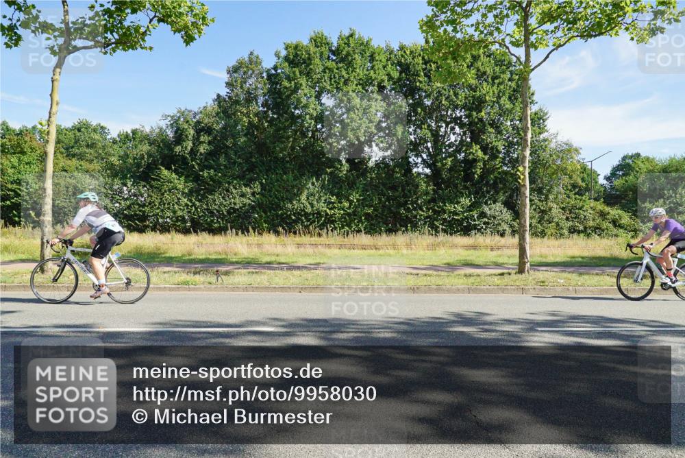 09.08.2026 - GEWOBA Citytriathlon Bremen Michael Burmester http://msf.ph/oto/9958030 09.08.2026 10:34:41 Radfahren 47, 99, 193, 209, 367, 399, 439, 521 meine-sportfotos.de