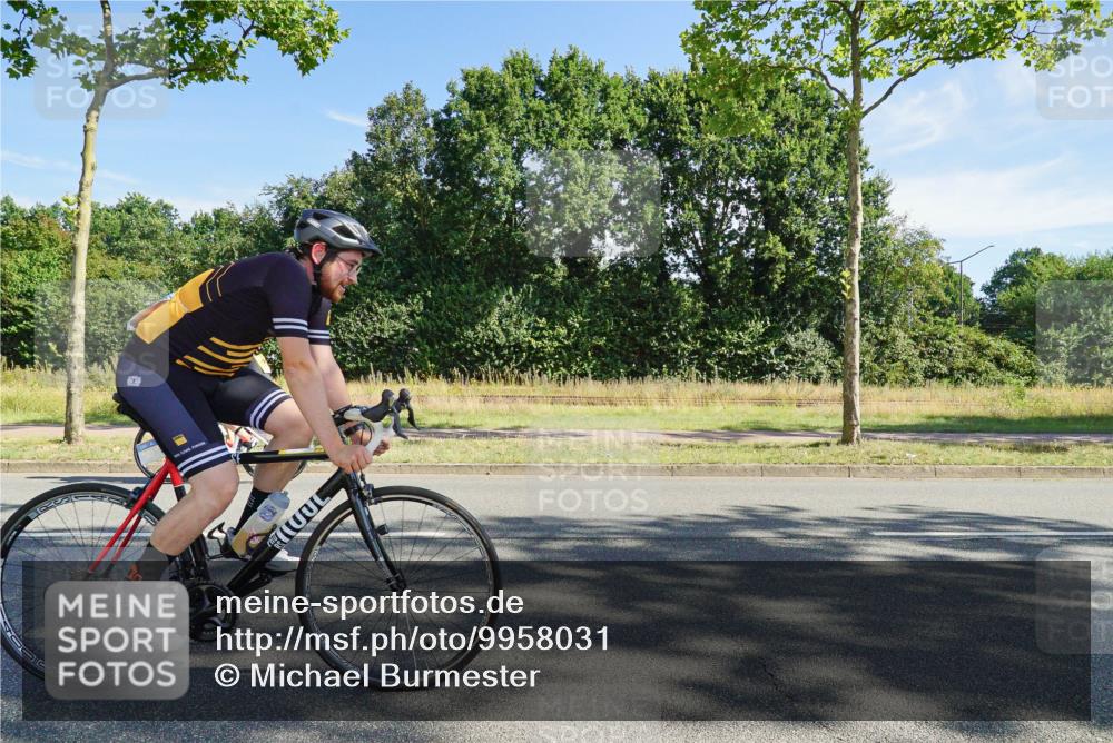 09.08.2026 - GEWOBA Citytriathlon Bremen Michael Burmester http://msf.ph/oto/9958031 09.08.2026 10:34:42 Radfahren 47, 99, 193, 209, 367, 399, 439, 521 meine-sportfotos.de