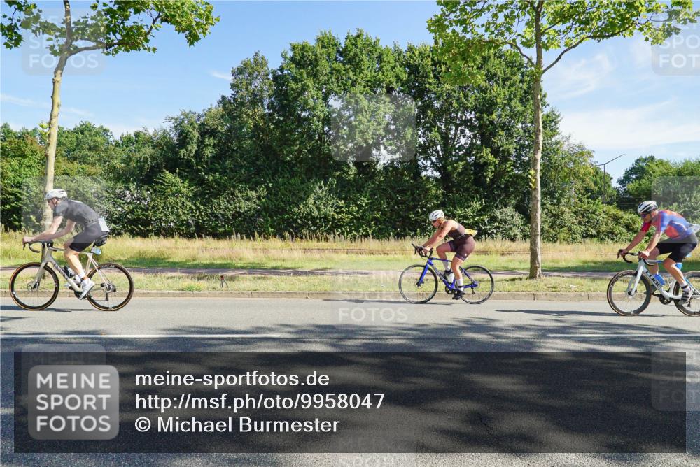 09.08.2026 - GEWOBA Citytriathlon Bremen Michael Burmester http://msf.ph/oto/9958047 09.08.2026 10:35:03 Radfahren 95, 137, 143, 207, 461, 501, 513, 514, 527 meine-sportfotos.de