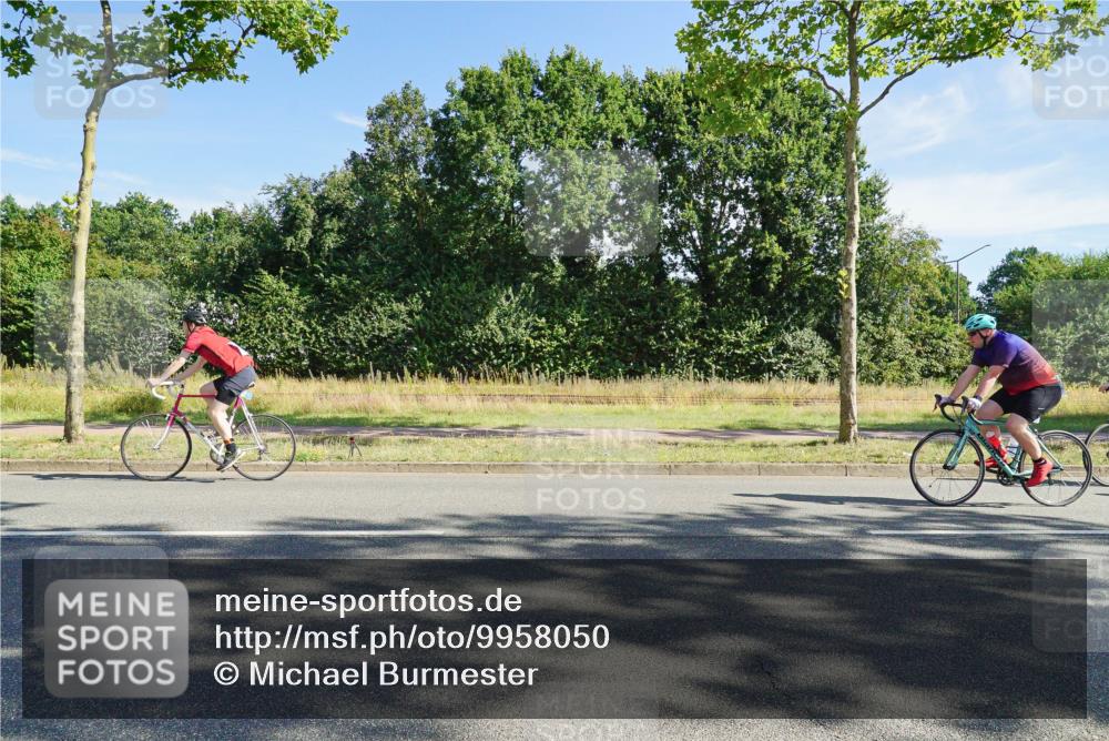 09.08.2026 - GEWOBA Citytriathlon Bremen Michael Burmester http://msf.ph/oto/9958050 09.08.2026 10:35:06 Radfahren 95, 143, 207, 436, 446, 467, 476, 501, 513, 514, 527 meine-sportfotos.de