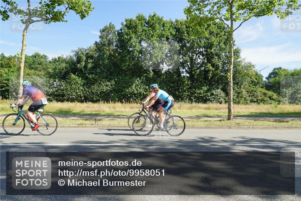09.08.2026 - GEWOBA Citytriathlon Bremen Michael Burmester http://msf.ph/oto/9958051 09.08.2026 10:35:06 Radfahren 95, 143, 207, 436, 446, 467, 476, 501, 513, 514, 527 meine-sportfotos.de