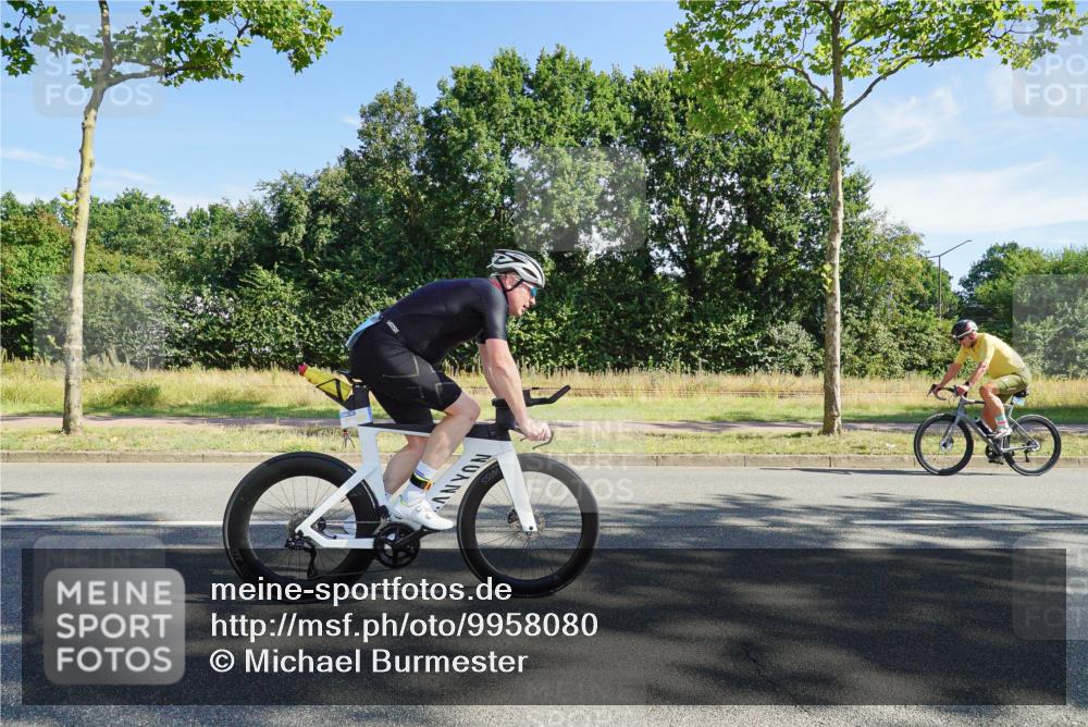 09.08.2026 - GEWOBA Citytriathlon Bremen Michael Burmester http://msf.ph/oto/9958080 09.08.2026 10:35:36 Radfahren 15, 37, 43, 57, 87, 141, 175, 181, 189, 217, 361, 423, 504, 509 meine-sportfotos.de