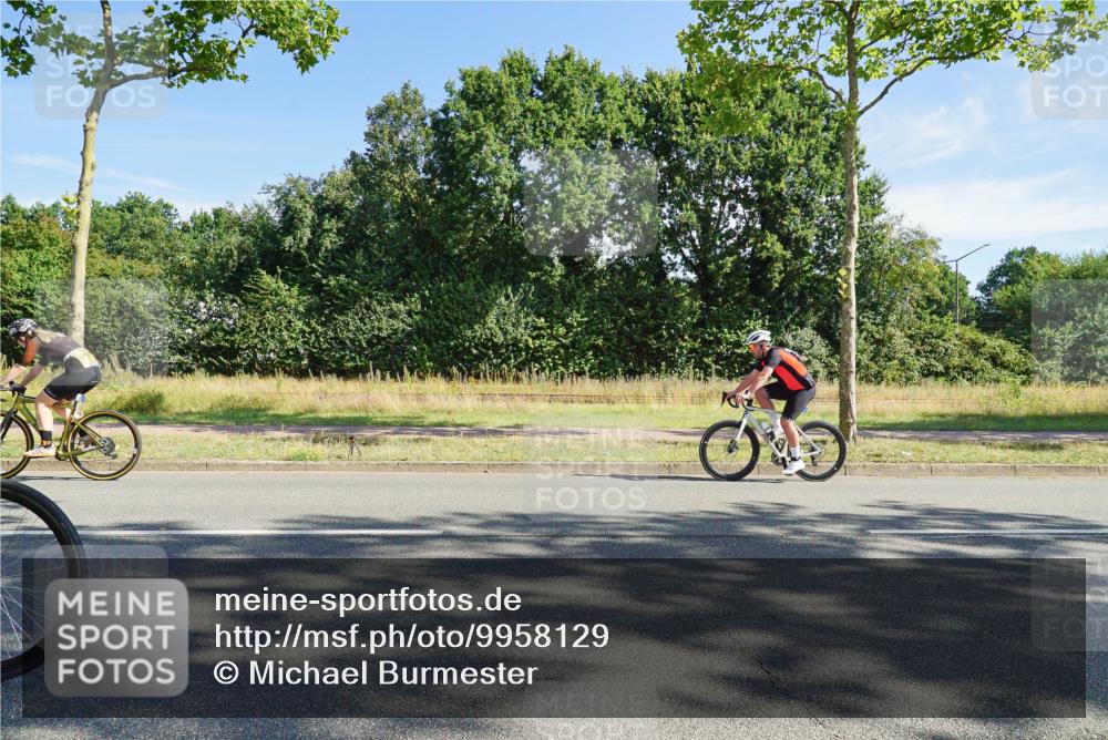 09.08.2026 - GEWOBA Citytriathlon Bremen Michael Burmester http://msf.ph/oto/9958129 09.08.2026 10:36:32 Radfahren 19, 21, 135, 139, 163, 179, 191, 211, 223, 225, 233, 426 meine-sportfotos.de