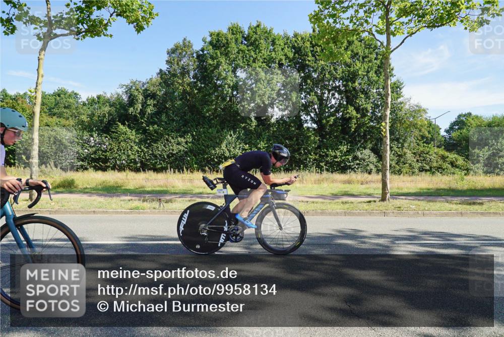09.08.2026 - GEWOBA Citytriathlon Bremen Michael Burmester http://msf.ph/oto/9958134 09.08.2026 10:36:40 Radfahren 19, 41, 67, 93, 135, 157, 163, 191, 211, 223, 225, 281, 349, 426, 491 meine-sportfotos.de