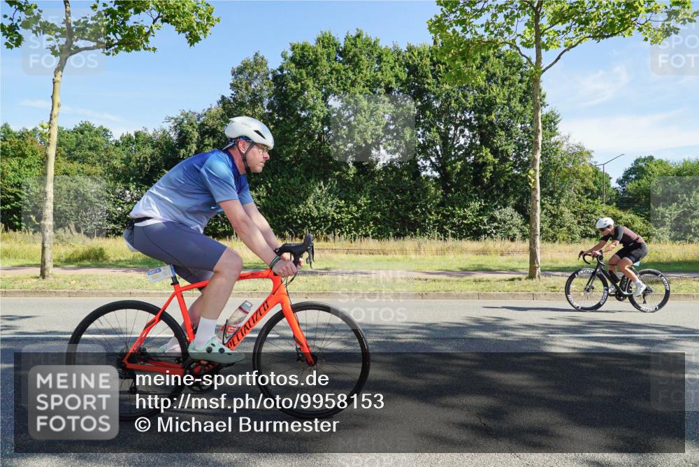 09.08.2026 - GEWOBA Citytriathlon Bremen Michael Burmester http://msf.ph/oto/9958153 09.08.2026 10:37:17 Radfahren 53, 55, 61, 113, 155, 287, 451, 459 meine-sportfotos.de