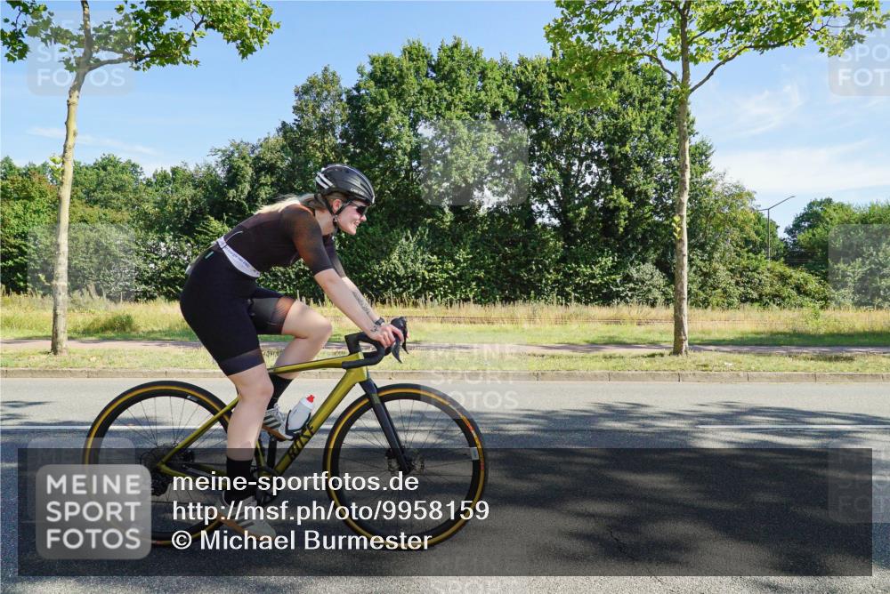 09.08.2026 - GEWOBA Citytriathlon Bremen Michael Burmester http://msf.ph/oto/9958159 09.08.2026 10:37:26 Radfahren 53, 61, 113, 185, 287, 434, 459 meine-sportfotos.de