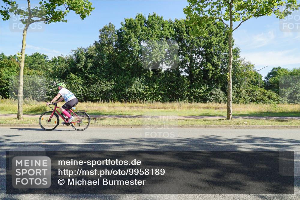 09.08.2026 - GEWOBA Citytriathlon Bremen Michael Burmester http://msf.ph/oto/9958189 09.08.2026 10:38:41 Radfahren 424, 425, 435, 512 meine-sportfotos.de