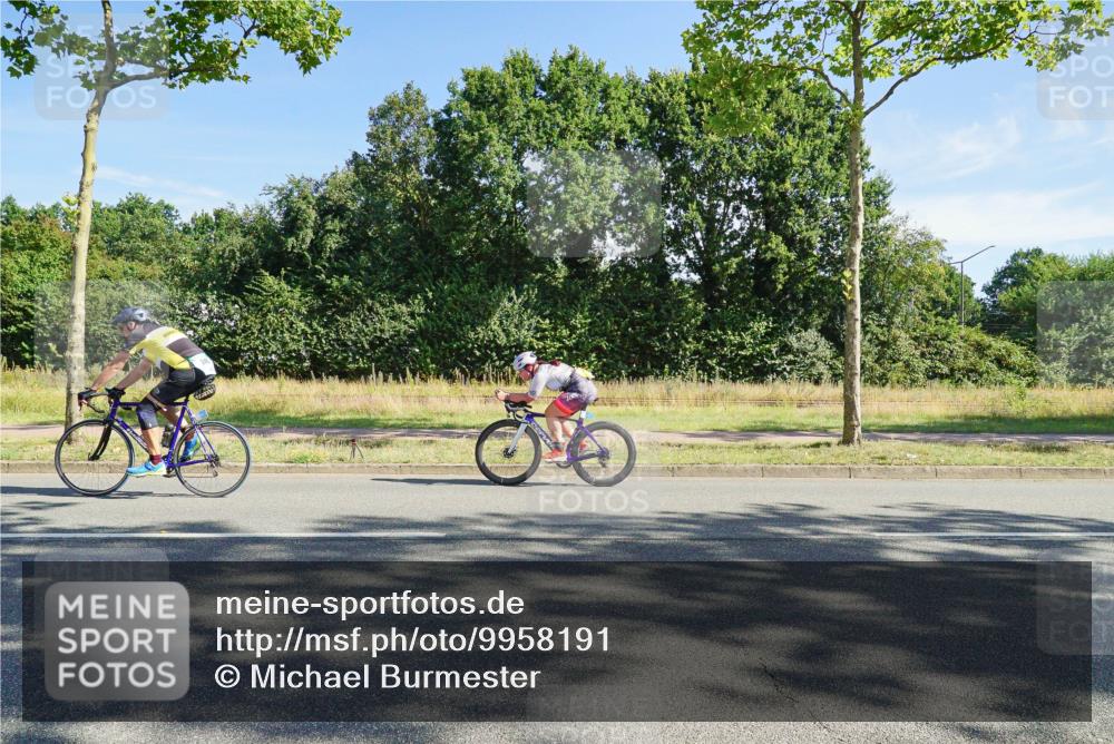 09.08.2026 - GEWOBA Citytriathlon Bremen Michael Burmester http://msf.ph/oto/9958191 09.08.2026 10:38:49 Radfahren 73, 351, 512, 525 meine-sportfotos.de