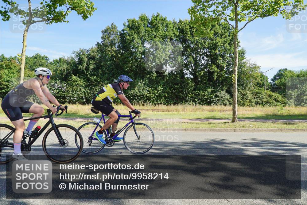 09.08.2026 - GEWOBA Citytriathlon Bremen Michael Burmester http://msf.ph/oto/9958214 09.08.2026 10:39:39 Radfahren 9, 71, 227, 245, 469, 499 meine-sportfotos.de