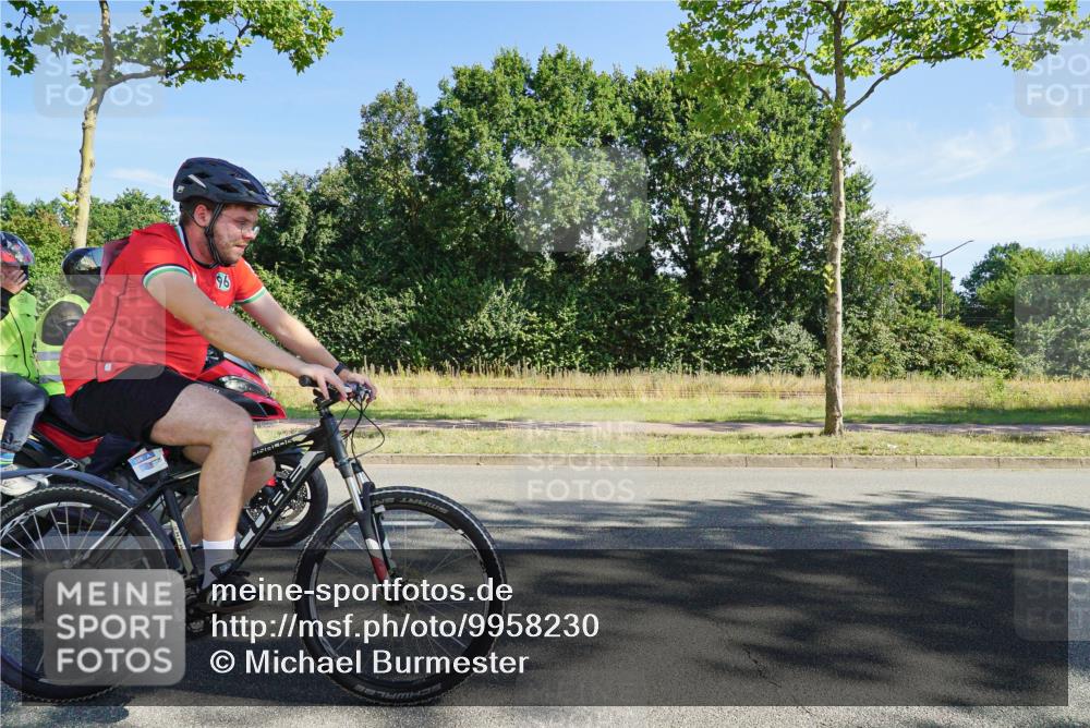 09.08.2026 - GEWOBA Citytriathlon Bremen Michael Burmester http://msf.ph/oto/9958230 09.08.2026 10:40:21 Radfahren 5, 77, 101, 115, 147, 159, 165 meine-sportfotos.de